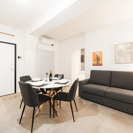 Barolo In The Heart Of 아파트