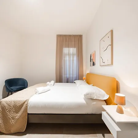 아파트 Barolo In The Heart Of *