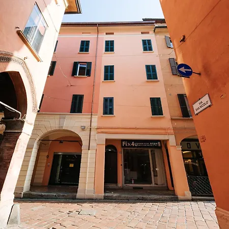 Daire Barolo In The Heart Of